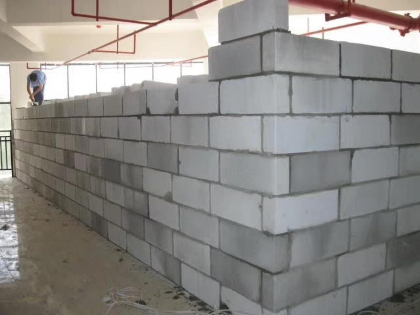 宜黄蒸压加气混凝土砌块承重墙静力和抗震性能的研究